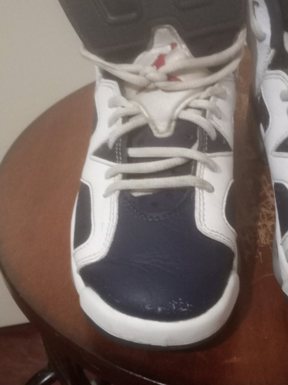 2024 Air Jordan 6 Retro Youth 4.5Y Olympic White/Midnight Navy (GS) 384665-164 - Picture 7 of 13